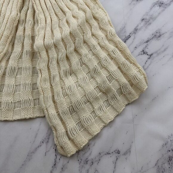 Womens Vintage Handmade Cropped Shawl Cape Sweater One Size Cream Knit Crochet - Picture 3 of 8